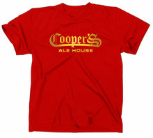 Lade das Bild in den Galerie-Viewer, Styletex23 T-Shirt Herren #1 The King Of Queens, Coopers Bar Logo rot XXL
