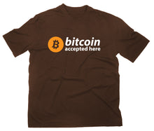 Lade das Bild in den Galerie-Viewer, Styletex23 T-Shirt Herren Bitcoin Accepted Here Logo, braun, XXL