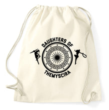 Lade das Bild in den Galerie-Viewer, Daughters of Themyscira Fan Logo Turnbeutel, natur