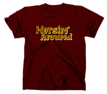 Lade das Bild in den Galerie-Viewer, Styletex23 T-Shirt Herren Horsin Around Fan, maroon, XXL