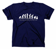 Lade das Bild in den Galerie-Viewer, Styletex23 T-Shirt Herren Something, Somewhere Fun, Evolution of Men Funshirt, navy, XXL