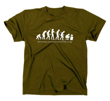 Lade das Bild in den Galerie-Viewer, Styletex23 T-Shirt Herren Something, Somewhere Fun, Evolution of Men Funshirt, oliv, XXL