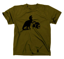 Lade das Bild in den Galerie-Viewer, Styletex23 T-Shirt Herren T Rex Dino Drummer Fun, Dinosaurier, oliv, XXL