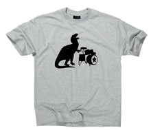 Lade das Bild in den Galerie-Viewer, Styletex23 T-Shirt Herren T Rex Dino Drummer Fun, Dinosaurier, sport grey, XXL
