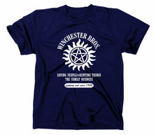 Lade das Bild in den Galerie-Viewer, Styletex23 T-Shirt Herren Winchester Bros Family Fan, navy, XXL