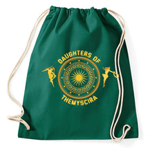 Lade das Bild in den Galerie-Viewer, Daughters of Themyscira Fan Logo Turnbeutel, flaschengrün
